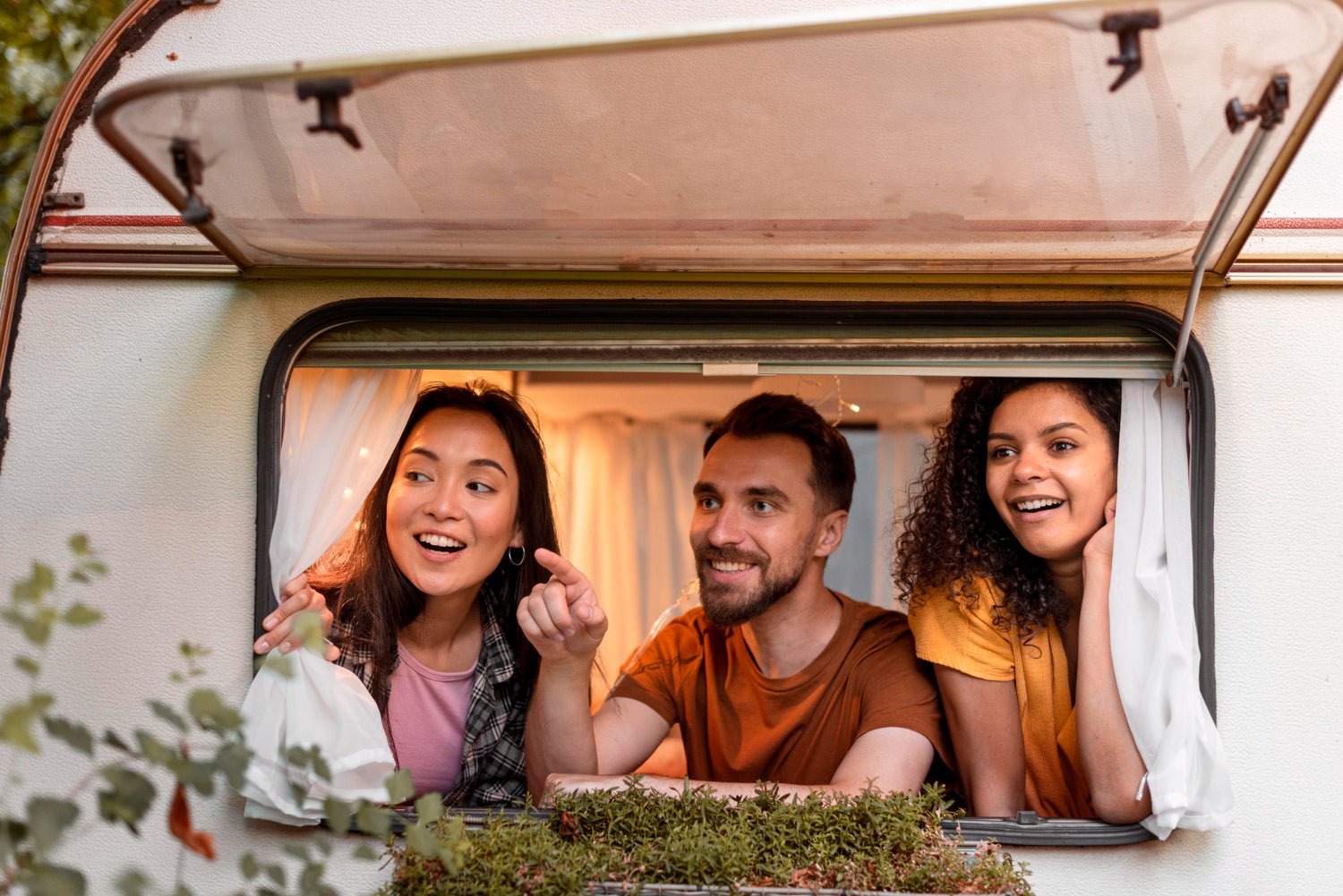 Van Life Fashion: Trendy T-Shirts for Men & Women - Sew Cush