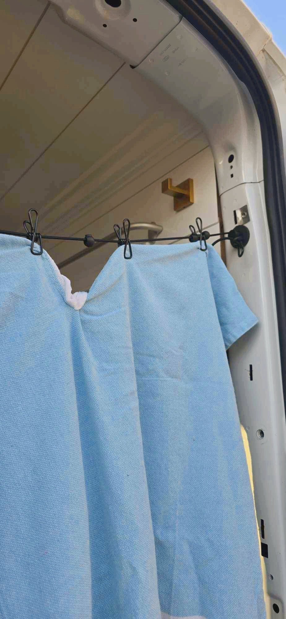 Travel Clothesline - Magnetic - Sew Cush